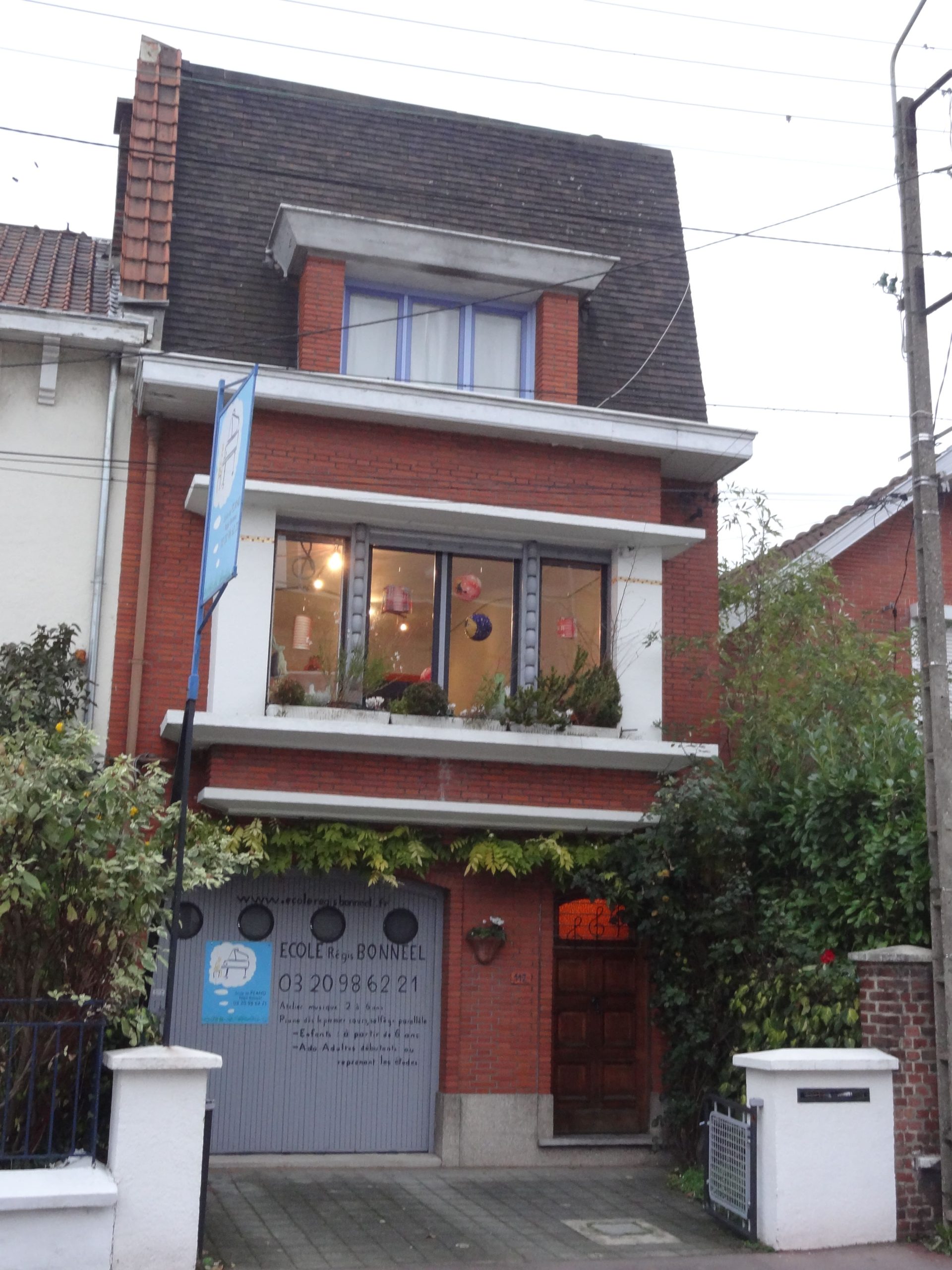 Devanture de l'Ecole Bonneel